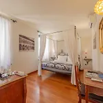 Relais Ristori Pensión 4*